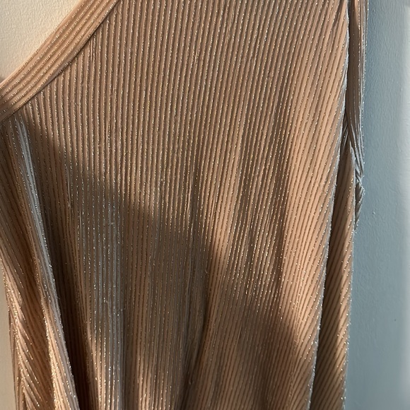 Pink sparkles tank top. - Picture 3 of 5